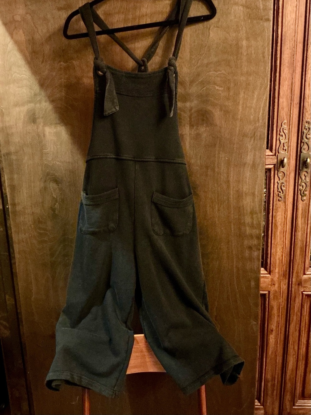 ODDY Black Wide-Leg Jumper. Front Pockets. Adjustsble Tie style Straps.